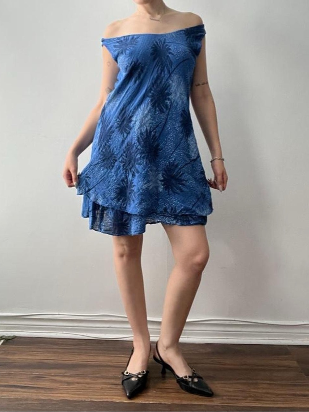 Blue Palm Tree Patterned Mini Dress - Picture 2 of 8